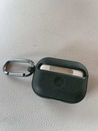 Apple AirPods Pro 2, Wireless Earbuds, Active Noise Cancellation, Hearing Aid Feature, MagSafe Charging Case (USB‑C) photo review