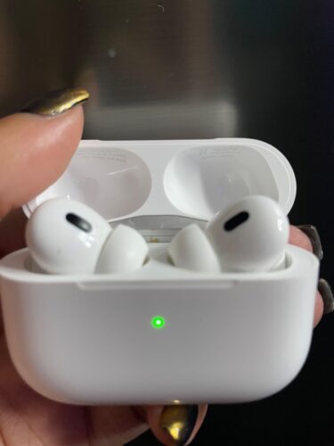 Apple AirPods Pro 2, Wireless Earbuds, Active Noise Cancellation, Hearing Aid Feature, MagSafe Charging Case (USB‑C) photo review