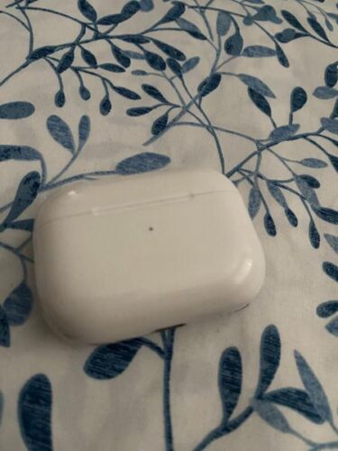 Apple AirPods Pro 2, Wireless Earbuds, Active Noise Cancellation, Hearing Aid Feature, MagSafe Charging Case (USB‑C) photo review
