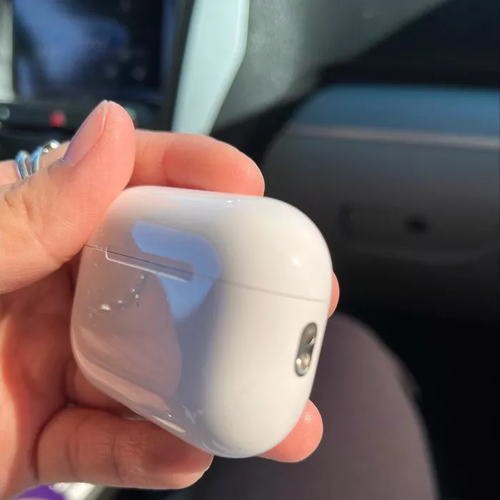 Apple AirPods Pro 2, Wireless Earbuds, Active Noise Cancellation, Hearing Aid Feature, MagSafe Charging Case (USB‑C) photo review