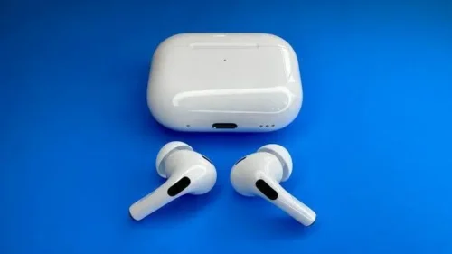 Apple AirPods Pro 2, Wireless Earbuds, Active Noise Cancellation, Hearing Aid Feature, MagSafe Charging Case (USB‑C) photo review